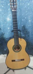 AriaクラシックギターA-100S（Aria製茶色セミハードケース付き）