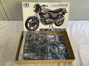 （129）未組立 TAMIYA タミヤ HONDA CB750F No.6 ホンダ バイク オートバイ 1/12 プラモデル