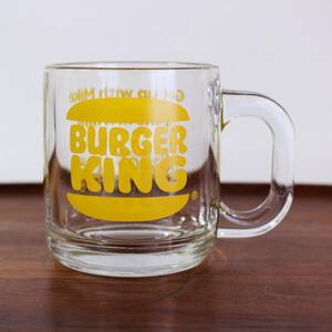 【定形外 送料無料】* ヴィンテージ バーガーキング Burger King イエロー KBBC FM99 ラジオ局 クリアガラス マグカップ マグ アドマグ