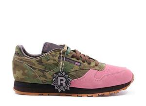 Shoe Gallery Reebok Classic Leather R12 "Flamingoes At War" 27.5cm V54303