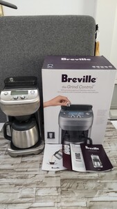 ◎0612k1704 Breville 全自動式コーヒーメーカー 海外輸入品 BDC650-BSSUSC