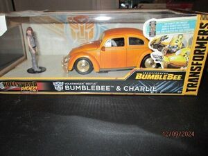 Volkswagen Toy Jada TRANSFORMERS BUMBLE BEE and Charlie 1/18 nib 海外 即決