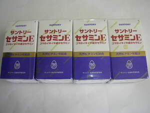 ☆新品・サントリー　セサミンE　150粒入り　4箱セット　200日分