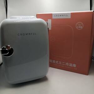 【通電確認済】CROWNFUL ミニ冷蔵庫 4L 冷温庫 保温 保冷 室内車載両用 小型冷蔵庫 ポータブル 持ち運び便利 /Y23477-D1