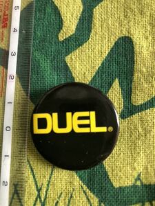 DUEL 缶バッチ