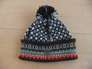 DALE OF NORWAY PURE NEW WOOL KNIT CAP 白黒赤緑 デンマーク製 ニット帽子