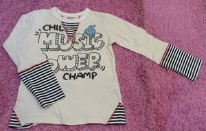 ☆【郵便(クリックポスト)対応】CHILD CHAMP（チャイルドチャンプ）子供 レイヤード風 長袖ロゴTシャツ 130ｃｍ（67-6297）