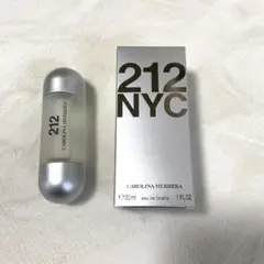 新品未開封　CAROLINAHERRERA　キャロライナヘレラ212 オードトワ