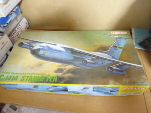 ドラゴン　1/200　C-141A