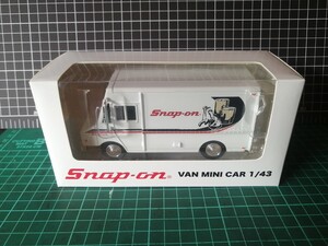 スナップオン バン ミニカー 1/43 snapon 