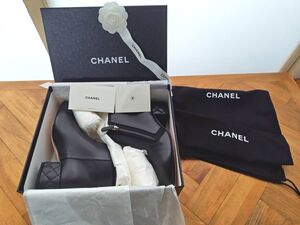 yt3006【 80】//美品★未使用品　CHANEL　ショートブーツ　24.5ｃｍ　ブラック　シャネル　新品未使用品　付属全て　長期保管品