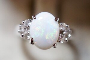 966 天然オパール opal リング 指輪 ヴィンテージ アクセサリー 天然石 色石 宝石 カラーストーン 装飾品