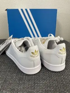 adidas Stan Smith ホワイト ゴールドロゴ