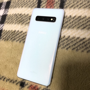 [即決/送料込] Galaxy S10 SIMフリー◆8GB/128GB◆判定○◆電池良好◆画面焼け等不具合なし◆Android12◆プリズムホワイト◆SCV41◆au