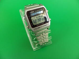 〔CASIO〕　カシオ　マルチアラーム　DW-2000