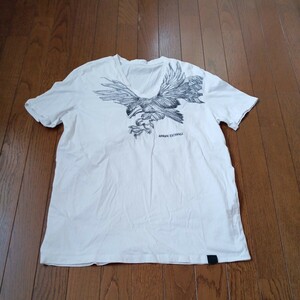 【中古】ARMANI EXCHANGE　アルマーニエクスチェンジ　半袖　Tシャツ　Vネック　白　ホワイト　前鷲のプリント柄　メンズ　サイズ　L