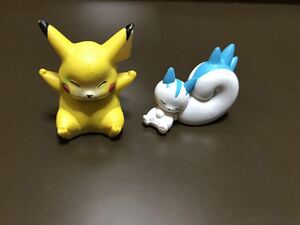 ポケモン　ピカチュウ　パチリス　2種セット　モンスターコレクション フィギュア　TOMY モンコレ 電気タイプ　貴重　当時物 初期 