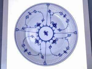 ロイヤルコペンハーゲン ROYAL COPENHAGEN　ブルーフルーテッド プレイン レース 25cm プレート[03-4212