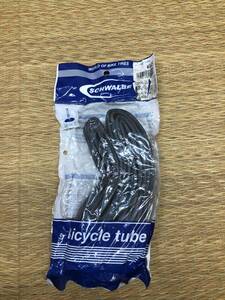 自転車チューブ　700×18-28C？　仏式バルブ　長さ40mm SCHWALBE 1本のみ