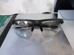 OAKLEY オークリー BISPHAERA OO9400-1168 調光 サングラス お洒落 GREY SMOKE × CLEAR PHOTOCHROMIC レンズ 