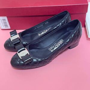 Salvatore Ferragamo VARA マーメイドキルティング 3cmヒール パンプス 黒 フェラガモ 4.5