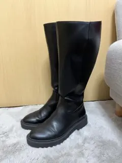 黒フラットロングブーツ