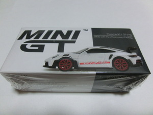 MINI GT 1/64 ポルシェ 911(992) GT3 ホワイト・パイロレッド アクセントパッケージ 左ハンドル MGT00630-L 新品