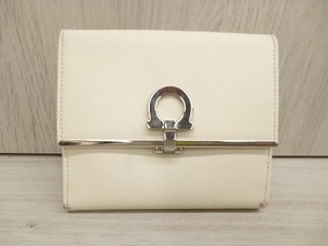 Salvatore Ferragamo サルヴァトーレフェラガモ JL-22 4639 三つ折り財布 白 財布