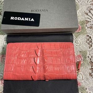 RODANIA ロダニア長財布 本物クロコダイル 可愛いピンク　ワニ革