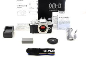 ★ほぼ新品★　OLYMPUS OM-D E-M10 MarkIII ボディー シルバー オリンパス　★ショット数、僅か354回！