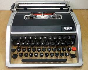 ★即決! olivetti Lettera DL アンティーク英文タイプライター（オリベッティ レッテラ DL）スペイン製 ★ 動作品 ★