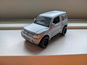 ミニカー WELLY ウィリー／ウェリー 三菱 パジェロ 改造 カスタム オフロード MITSUBISHI PAJERO トミカサイズ