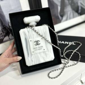 34082 CHANEL シャネル プラスチック パフューム チェーンショルダーバッグ