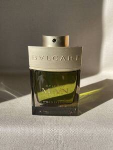 未使用 ブルガリ マン ウッド エッセンス BLVGARI MAN WOOD ESSENCE 香水 EDP オーデパルファム 60ml