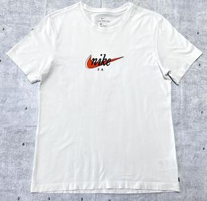 NIKE SB THE NIKE TEE スウォッシュ 刺繍ロゴ 半袖 Tシャツ　　ナイキ エスビー スケートボード SPORTSWEAR スポーツウェア 白 柳9497