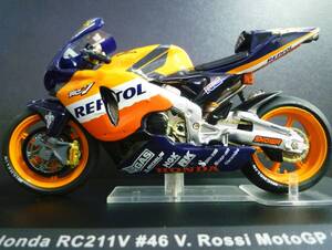 ixo製品 1/24 レプソル ホンダ RC211-Ｖ ロッシ #46 HRC REPSOL HONDA RC 211V 2003 MotoGP ワールドチャンピン　生きる伝説　ロッシ！