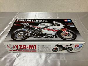 80 【新品】 TAMIYA タミヤ バイク 1/12 オートバイシリーズ YAMAHA ヤマハYZR-M1 NO.105 GP 2005プラモデル 未組立