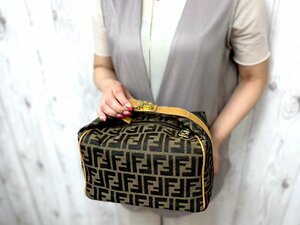 極美品 FENDI フェンディ ズッカ ハンドバッグ バッグ ナイロンキャンバス×レザー 茶系 72663