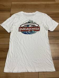 patagonia パタゴニア　p6 葛飾北斎　グレートパシフィック　ハワイ　ホノルル　白　半袖Tシャツ Tシャツ スリムフィットＸＳサイズ