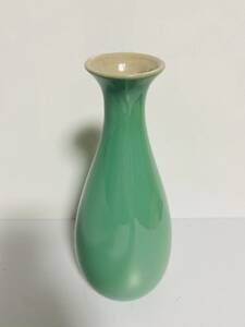 未使用 青磁 花瓶 緑磁器花瓶 中国龍泉 弟窯青磁 青磁器 壺 花びん つぼ インテリア 置物 飾り