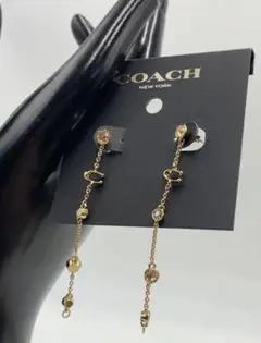 【未使用品】COACH コーチ　タッセルピアス　ゴールド　お洒落　ブランド　希少