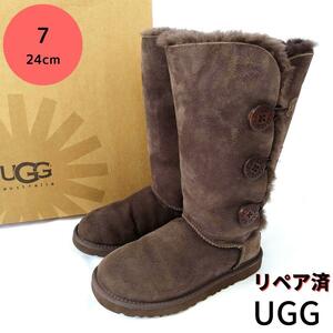 美品箱付き☆UGG【アグ】ベイリーボタン トリプレット ムートンブーツ