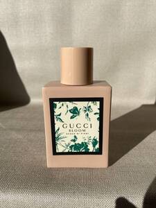 数回使用 グッチ ブルーム アクア ディ フィオーリ GUCCI BLOOM ACQUA DI FIORI 香水 EDT オードトワレ 50ml