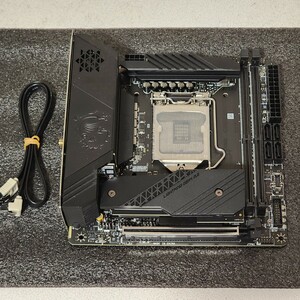 MSI MEG Z590I UNIFY IOパネル付属 LGA1200 Mini-ITXマザーボード 第10・11世代CPU対応 最新Bios 動作確認済 PCパーツ