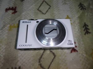 送料無料 NIKON S8200 COOLPIX デジタルカメラ 難あり