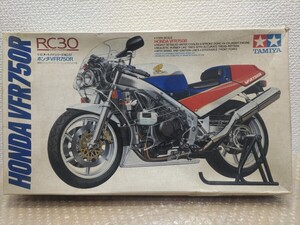 タミヤ　1/12 オートバイシリーズ VFR750R プラモデル