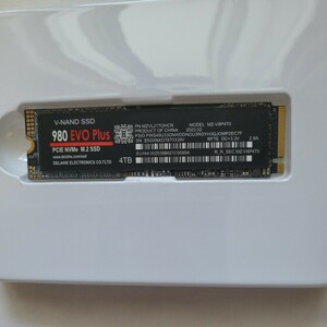 4TB 大容量！！ SSD NVMe PCMe M.2