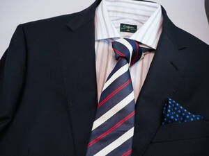 夏に向けて バーニーズ ニューヨーク BURNEYS NEWYORK 洗練されたNYの柄 ストライプ ネクタイ シルク100% 幅8.5cm ハンドメイド 日本縫製
