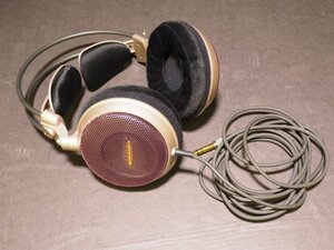 V304 audio-technica オーディオ・テクニカ AIR ATH-AD700 エアーダイナミックヘッドホン