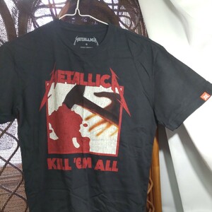 【服飾】 METALLICA メタリカ バンドTシャツ Sサイズ～Mサイズ 着丈約70cm 身幅約50cm 1983年に発表された1stアルバムKILLEMALLのT シャツ